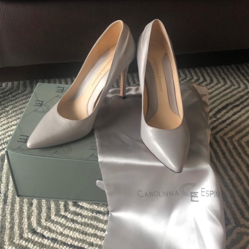 Carolinna Espinosa grey leather heels size 6.5